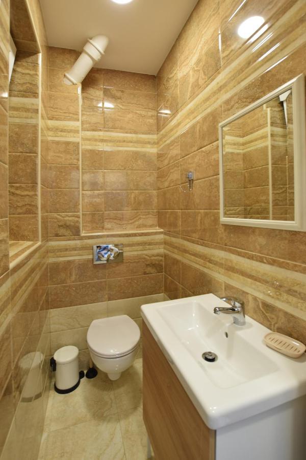 Crown Apartment - Your Most Comfortable Stay Белград Екстер'єр фото