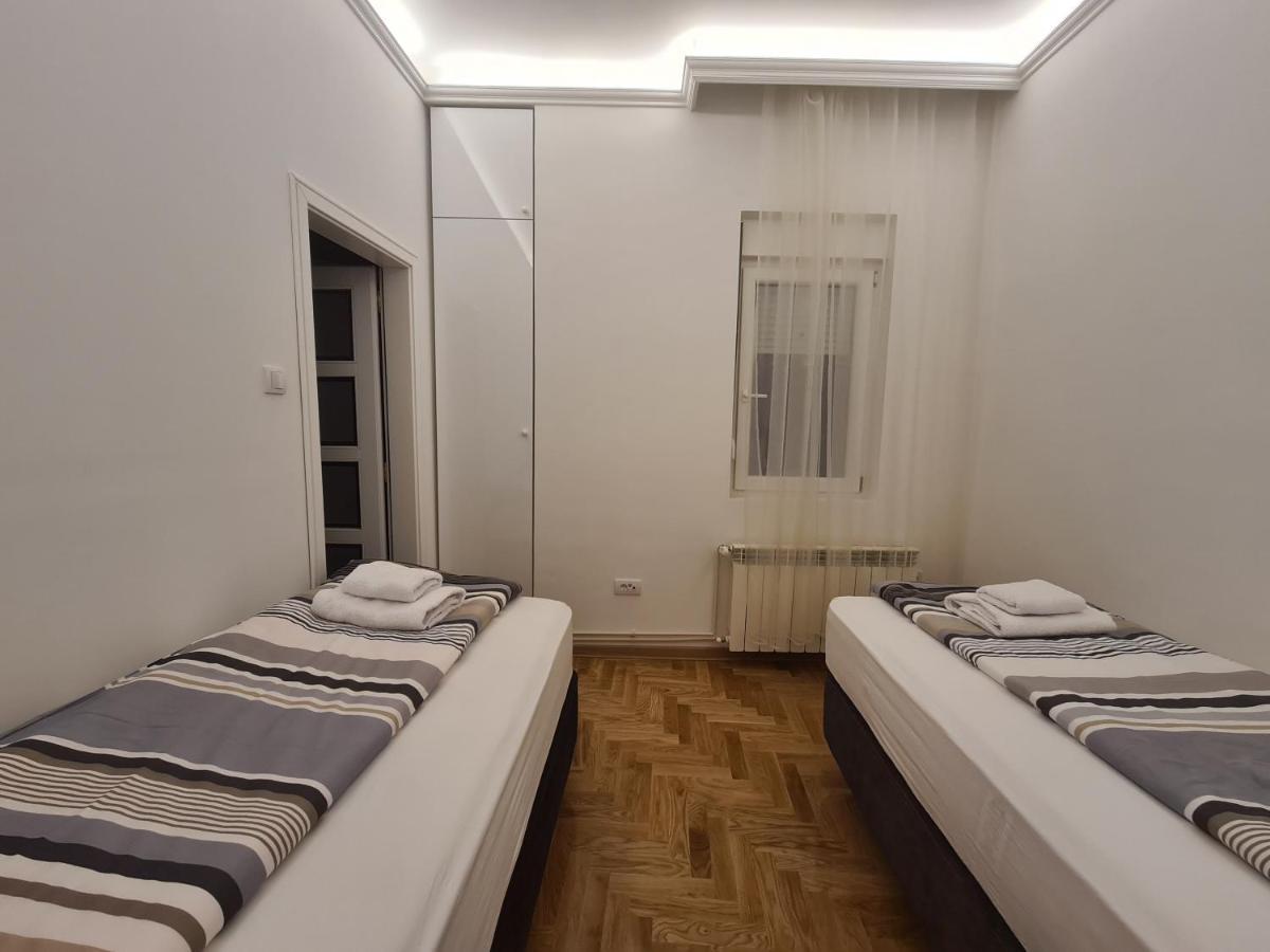 Crown Apartment - Your Most Comfortable Stay Белград Екстер'єр фото